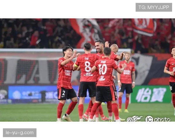 中超联赛激战正酣 各队竞逐积分榜白热化