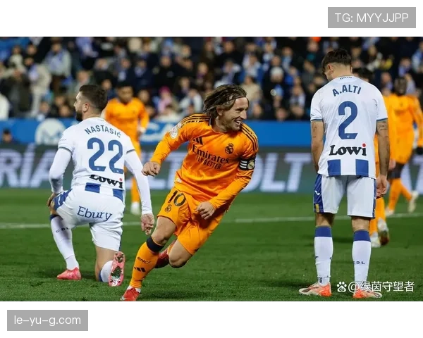 皇马新战术显成效，攻防兼备状态回升迎战联赛劲敌