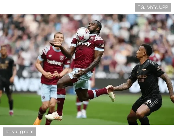 西汉姆联关键战稳扎稳打，重燃争四希望