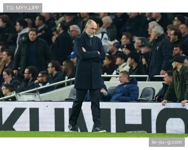 热刺进攻依然华丽，但防守持续失衡，稳定性面临考验